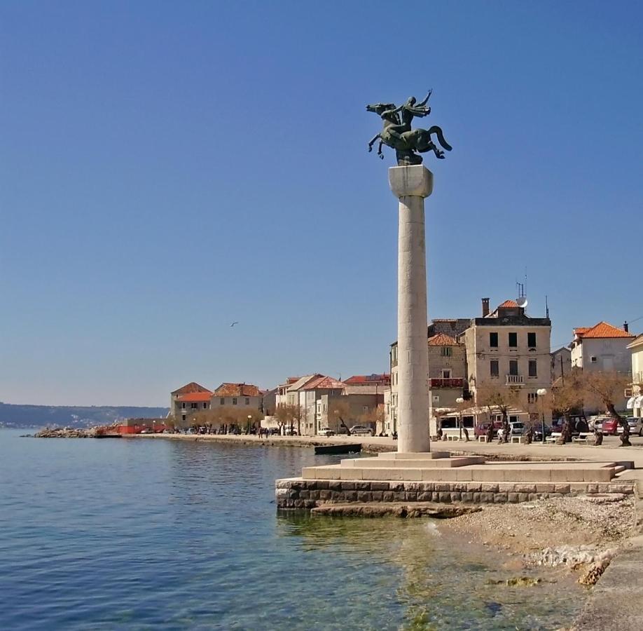 Apartment In Kastel Kambelovac With Sea View, Balcony, Air Conditioning, Wifi 4483-1 Kaštela Buitenkant foto